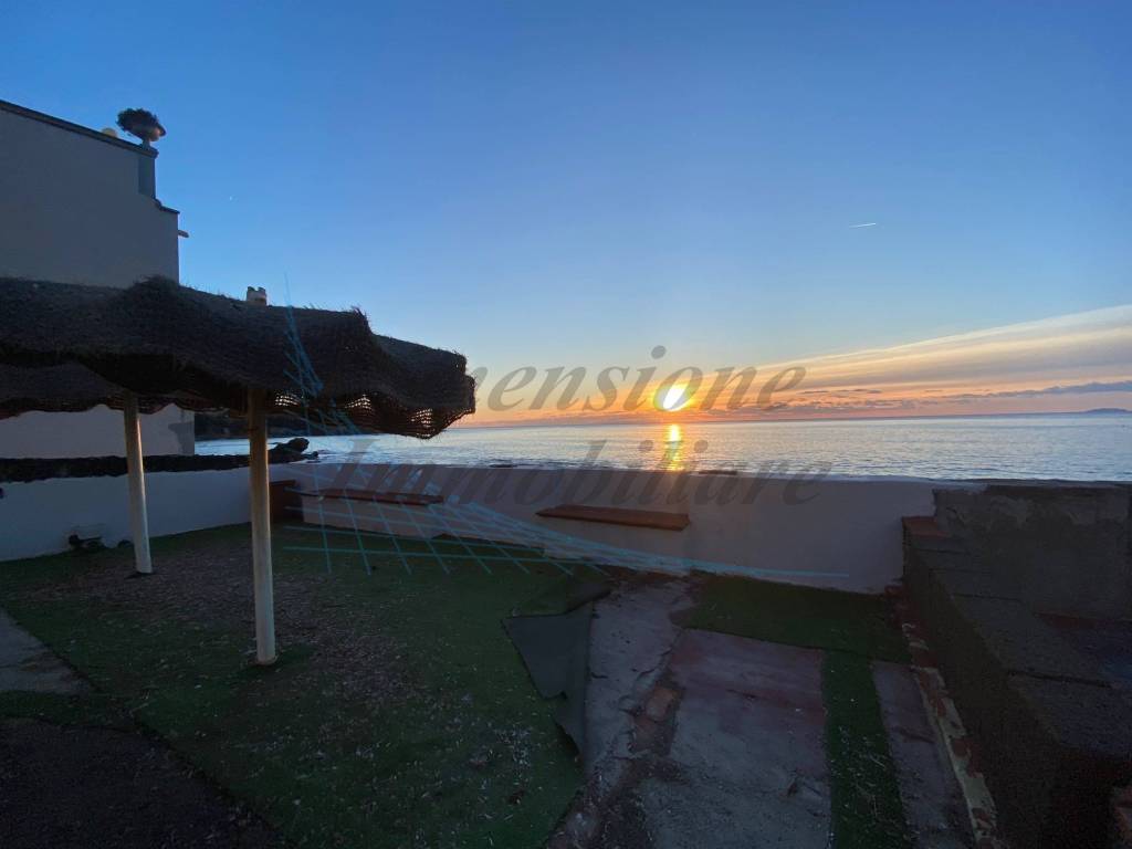 Villa a Rosignano marittimo in Lungomare del Quercetano - Foto 2