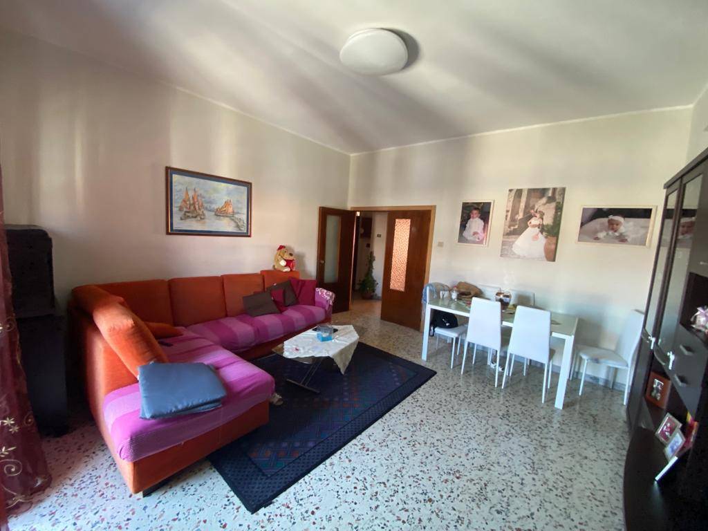 Appartamento a Lamezia terme in Via Enrico Fermi - Foto 3