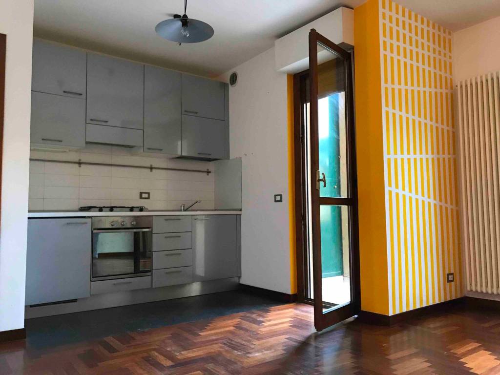 Appartamento a Pavia in Via Francesco Rismondo, 60 - Foto 3