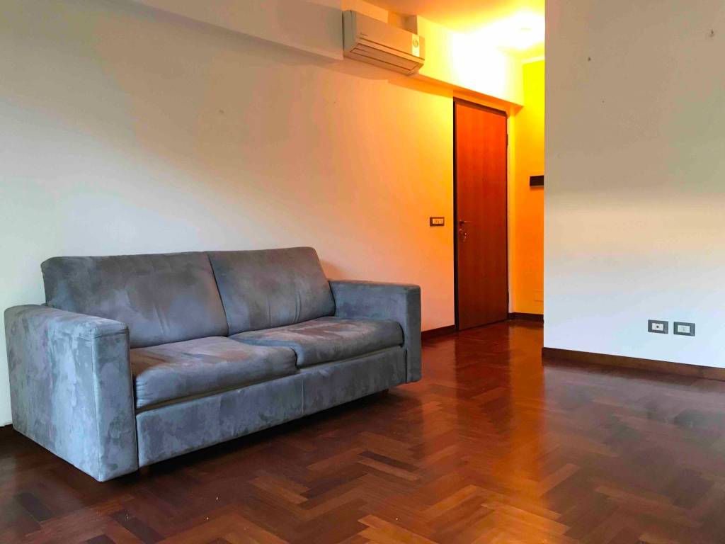 Appartamento a Pavia in Via Francesco Rismondo, 60 - Foto 4