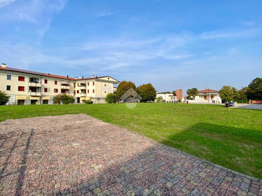 Terreno a Brugnera in Via IV Novembre - Foto 4