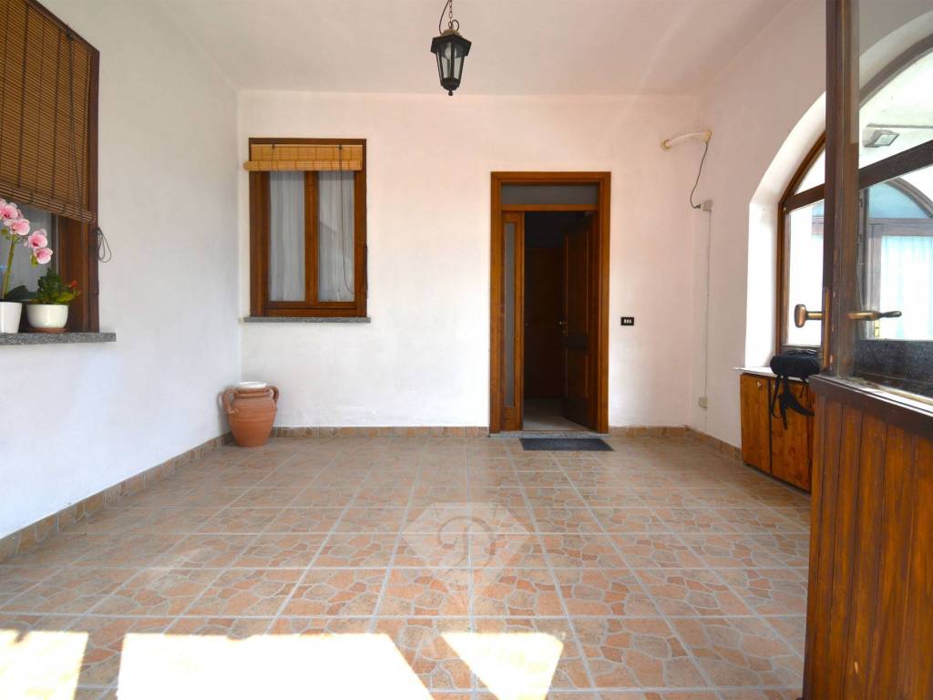Casa indipendente a Sumirago in Via Fratelli Bandiera - Foto 4