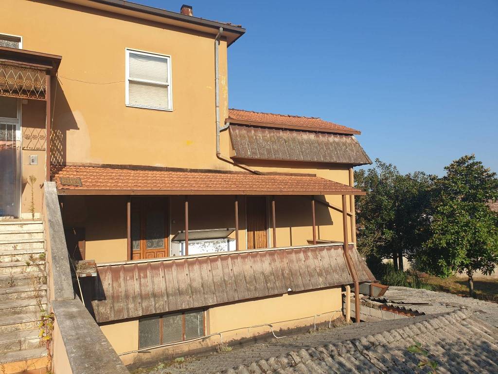 Palazzo / stabile a Giuliano di roma in Via le Prata,3 - Foto 3