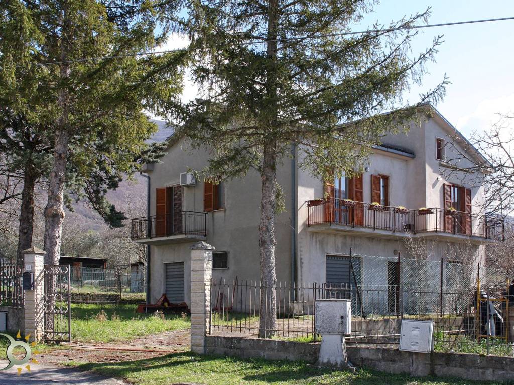 Casa indipendente a Poggio bustone in Borgo Provaroni, 29 - Foto 2