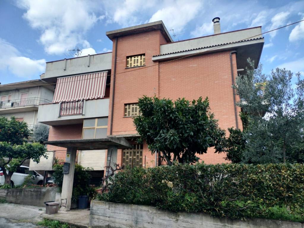 Appartamento a Bovalino in Via America, 2 - Foto 2