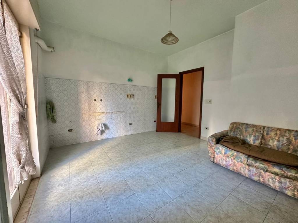 Appartamento a Reggio calabria in Via Santa Lucia, 5 - Foto 3