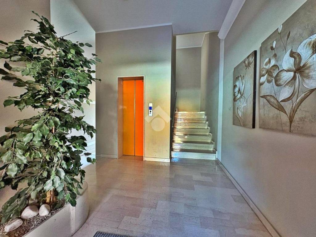 Appartamento a Gualdo tadino in Viale Roma, 88 - Foto 2