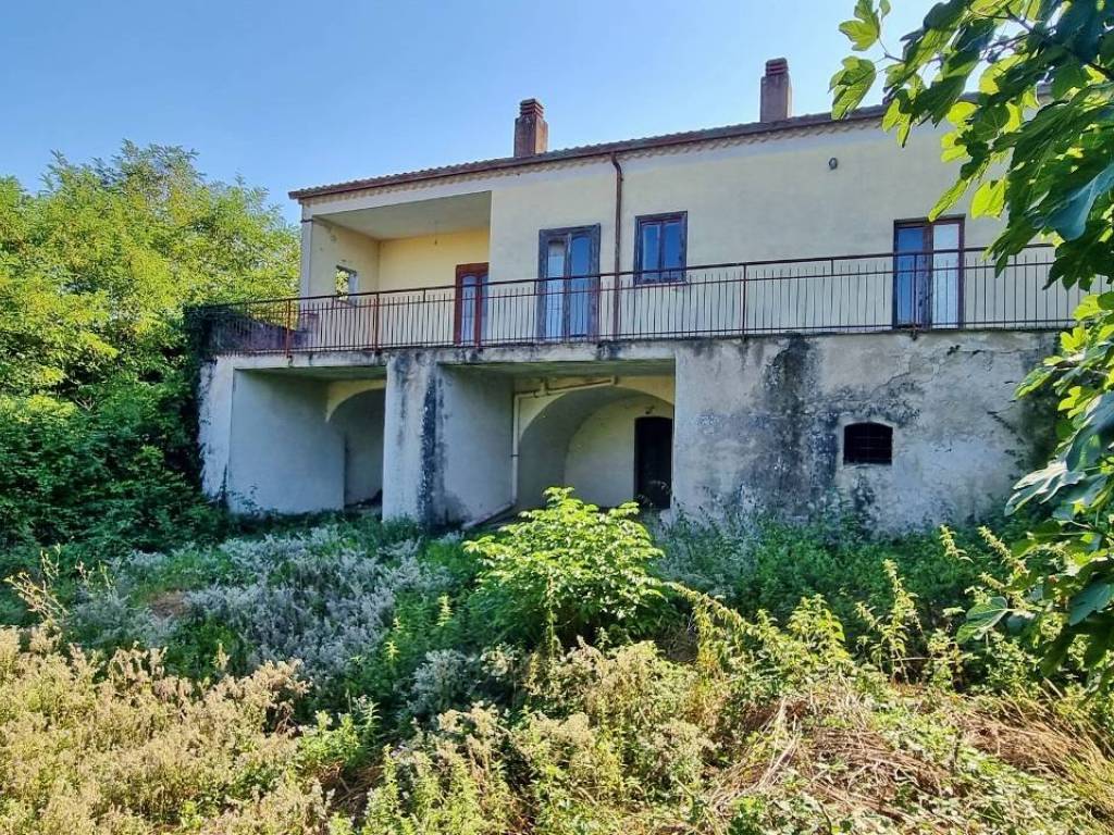 Casa indipendente a Castel baronia in Via Laura Mancini, 27 - Foto 3