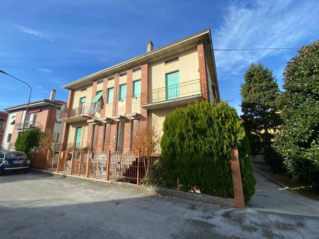 Casa indipendente a Pesaro in Via Numana, 12 - Foto 3