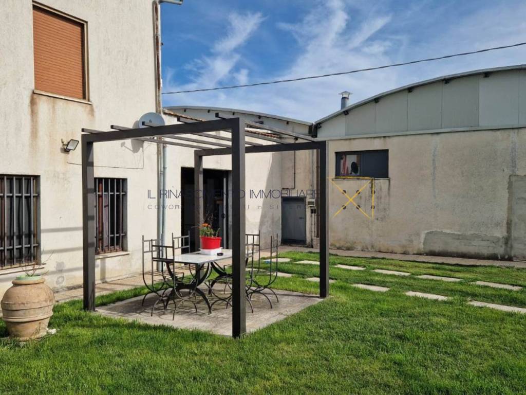 Casa indipendente a Cannara in Via Perugia - Foto 3