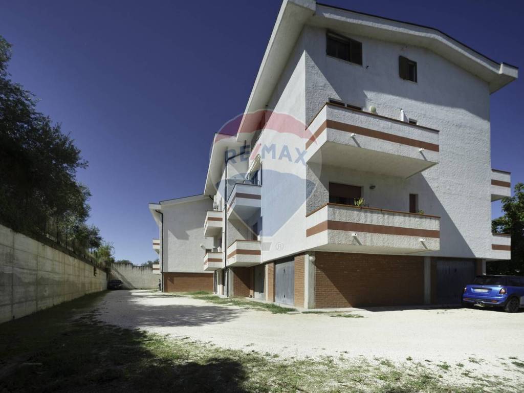 Appartamento a Pescara in Strada Colle Renazzo, 146 - Foto 4