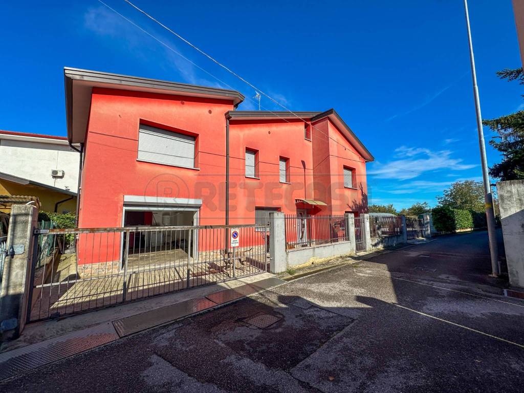 Villa a Bagnaria arsa in VICOLO PASUBIO , 3 - Foto 2