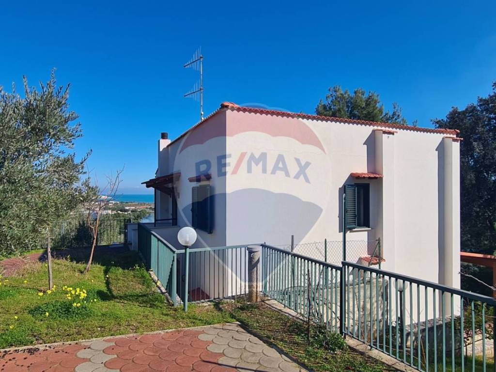 Villa a Vieste in Località Pilone del Monaco - Foto 2