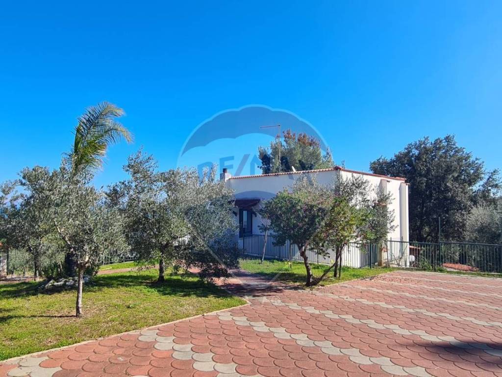 Villa a Vieste in Località Pilone del Monaco - Foto 4