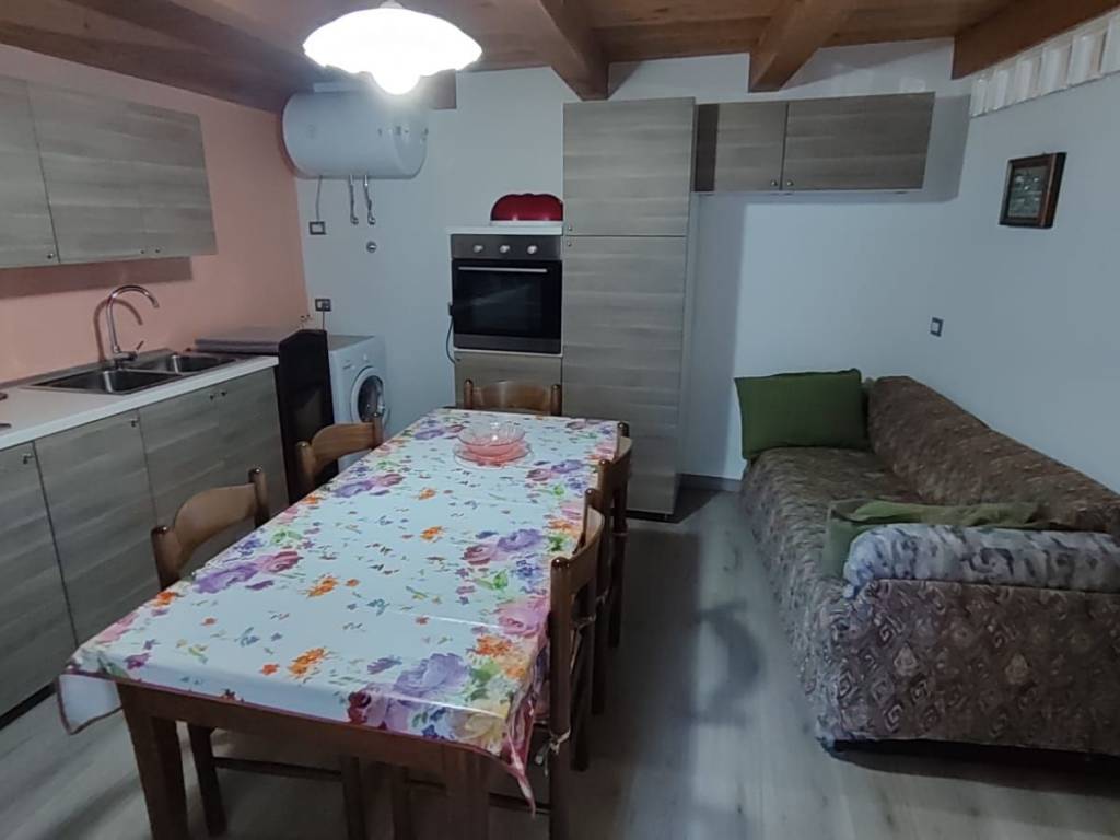 Appartamento a Verrès in Via Duca d'Aosta, 32 - Foto 2