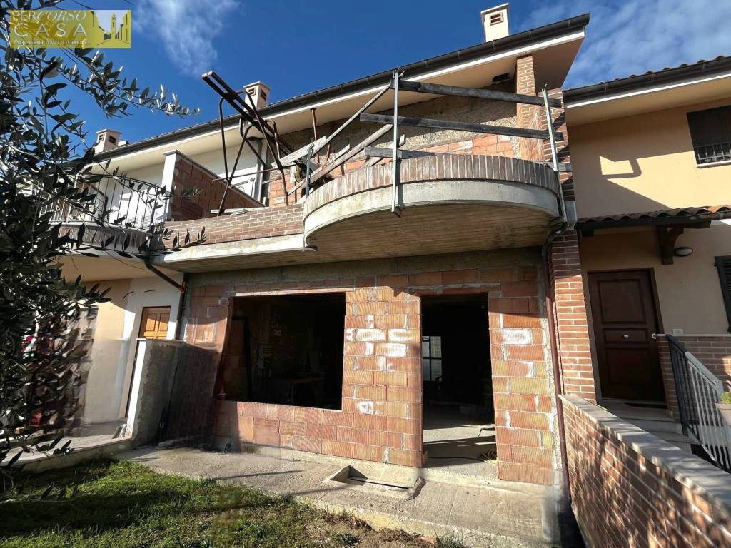 Casa indipendente a Sant'omero in Via Capo di Fuori - Foto 2