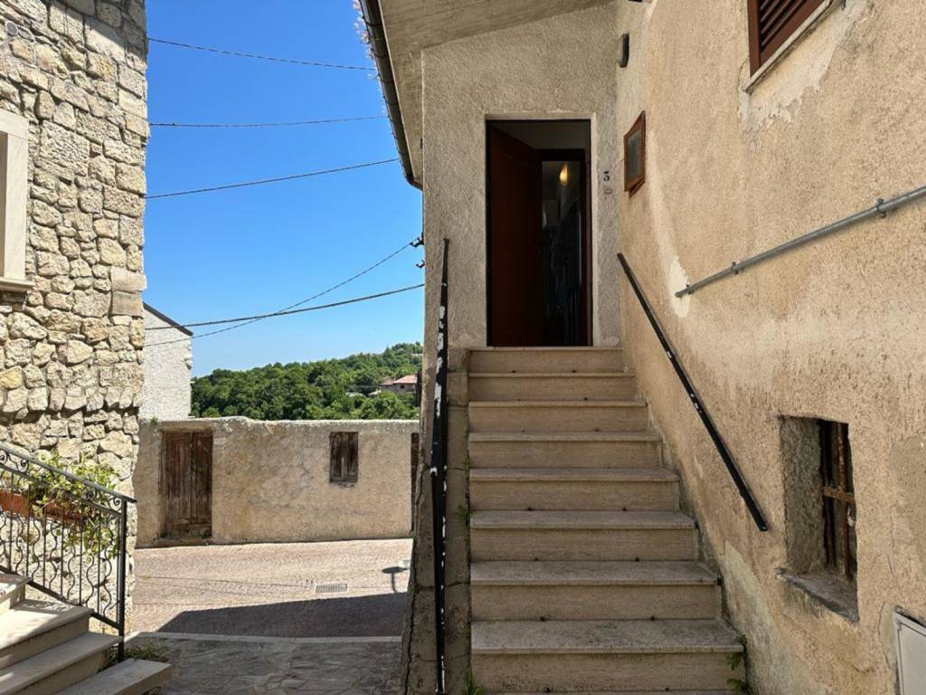 Casa indipendente a Roccamorice in Vicolo Chiuso del Castello - Foto 4