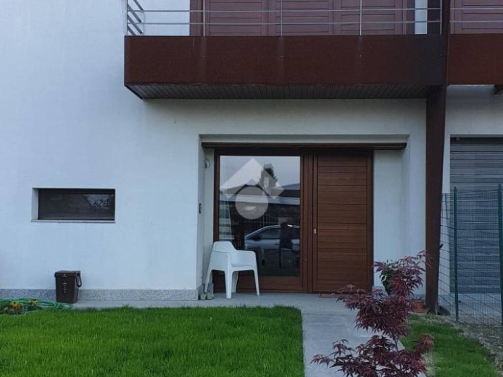 Villetta a schiera a Castelbelforte in Via S. Padre Pio - Foto 3