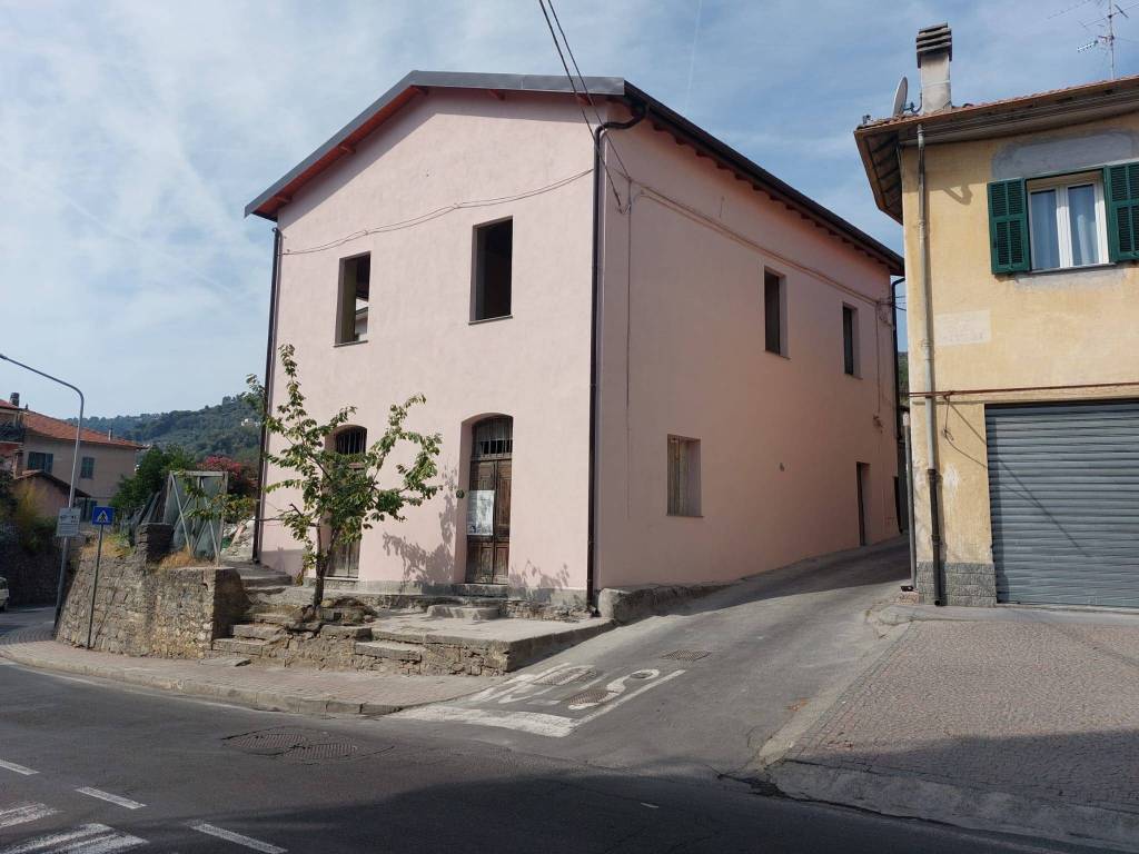Villa a Camporosso in Piazza Giuseppe Mazzini, 11 - Foto 2