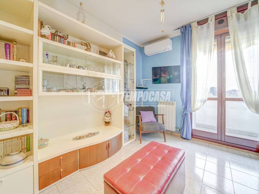 Appartamento a Cassano magnago in Via Garibaldi 94 - Foto 4