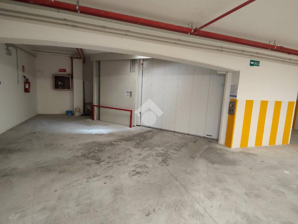 Box / garage a Ascoli piceno in Via dei sabini, 21 - Foto 4
