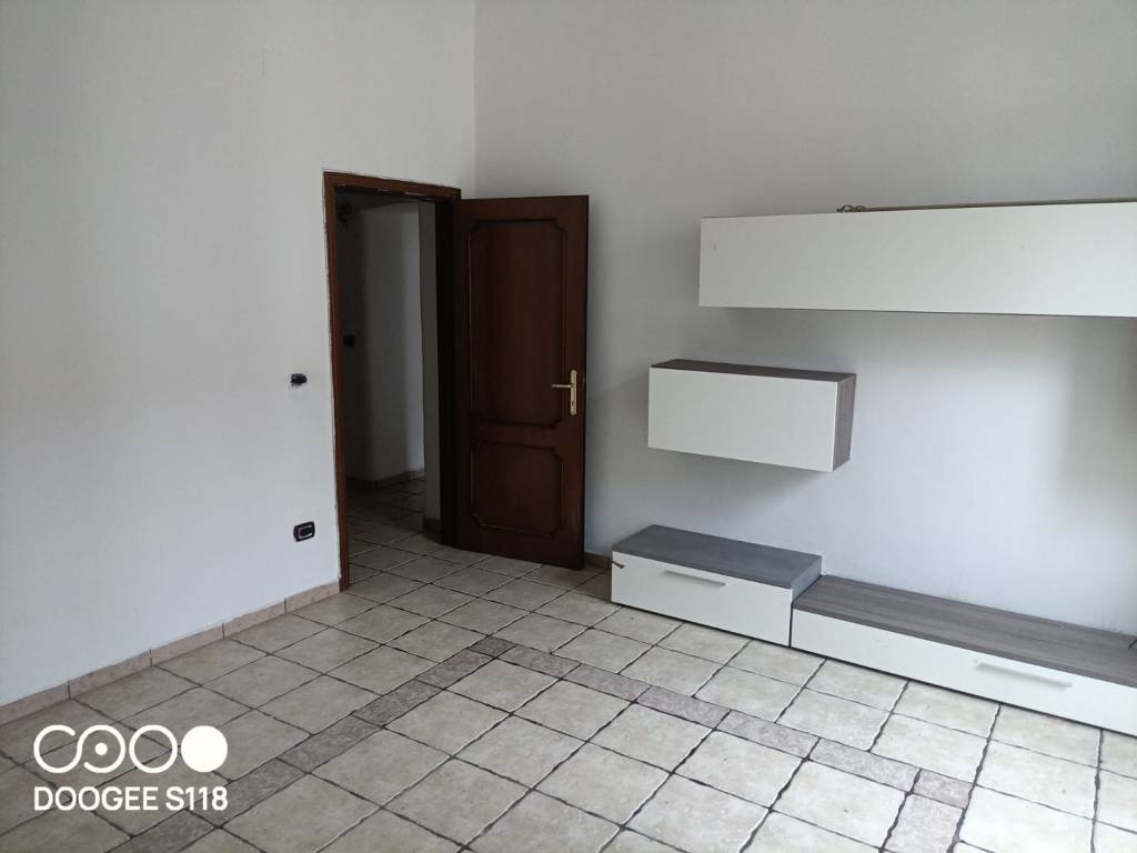 Appartamento a Taranto in Via Giuseppe Mazzini, 61 - Foto 2