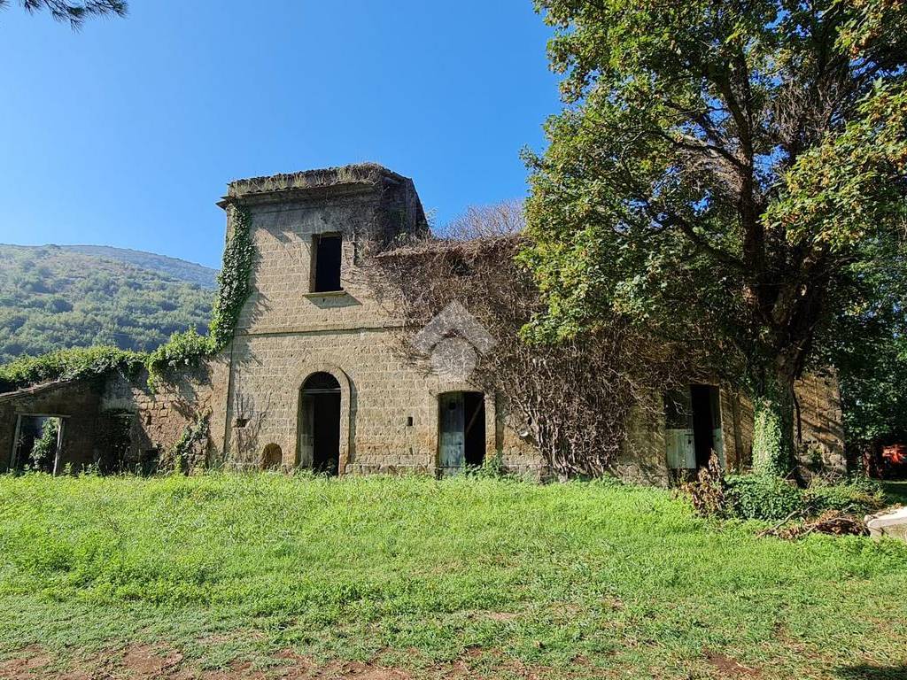 Casa indipendente a Sant'agata de' goti in Contrada santa maria scozzese - Foto 2