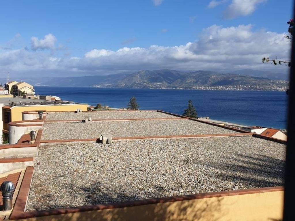 Appartamento a Messina in Strada Panoramica dello Stretto - Foto 2
