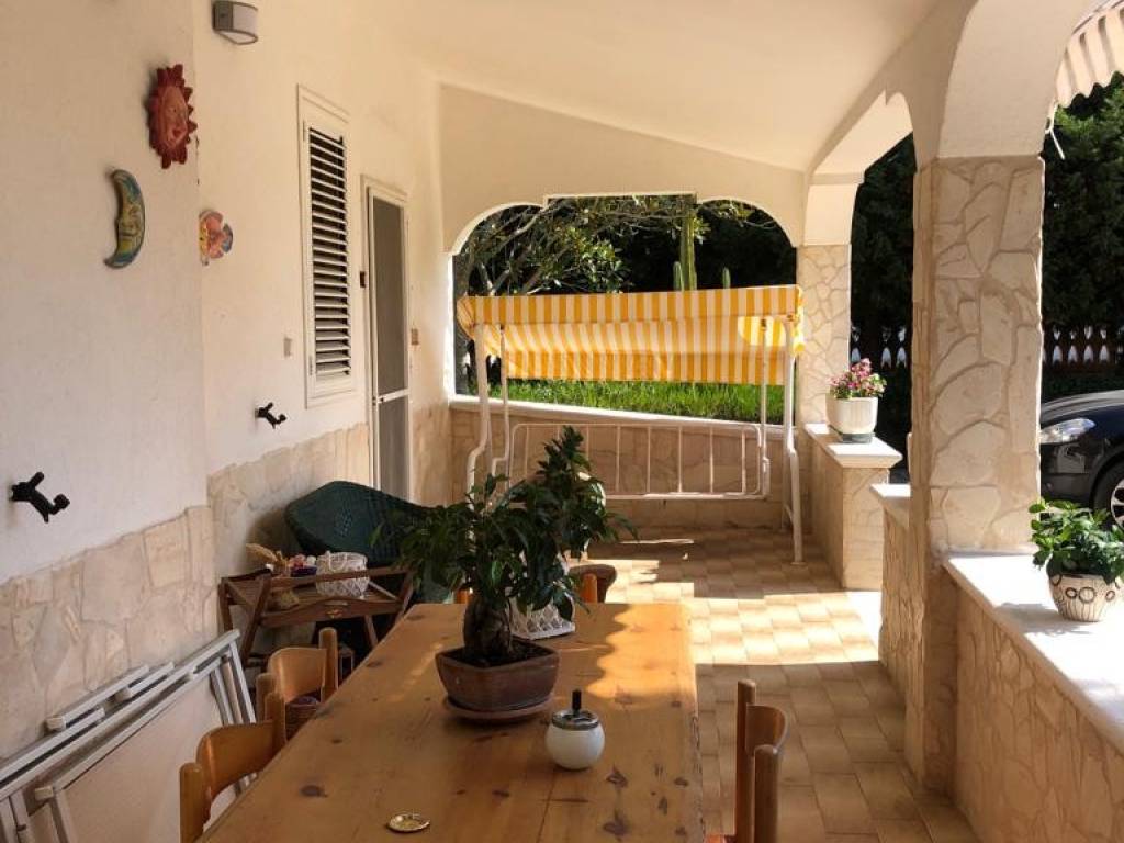 Villa a Brindisi in Strada Vicinale Per Montenegro - Foto 4