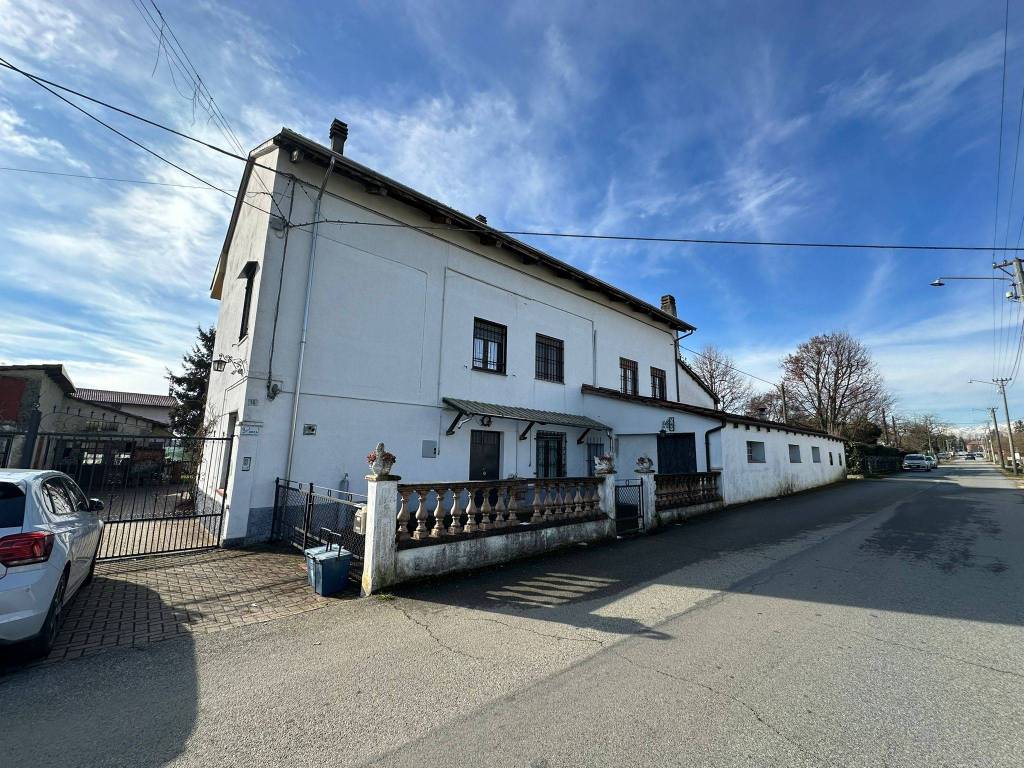 Villa a Alice castello in Via Giardino, 15 - Foto 4