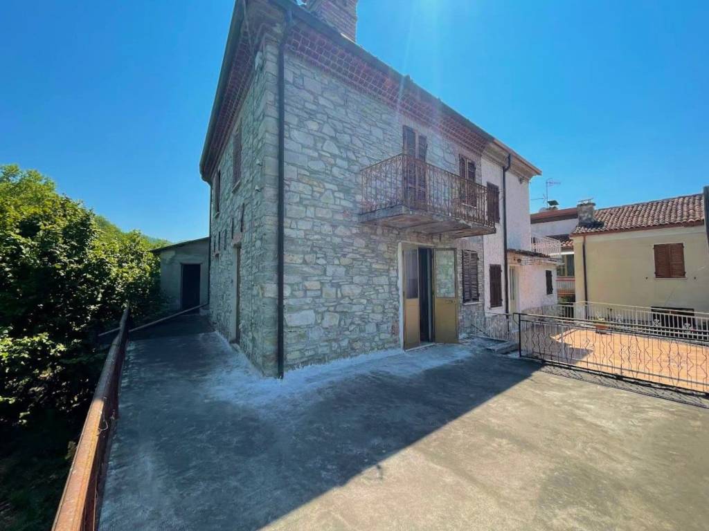 Villa a Fabbrica curone in Frazione Ca' Bastardini - Foto 2