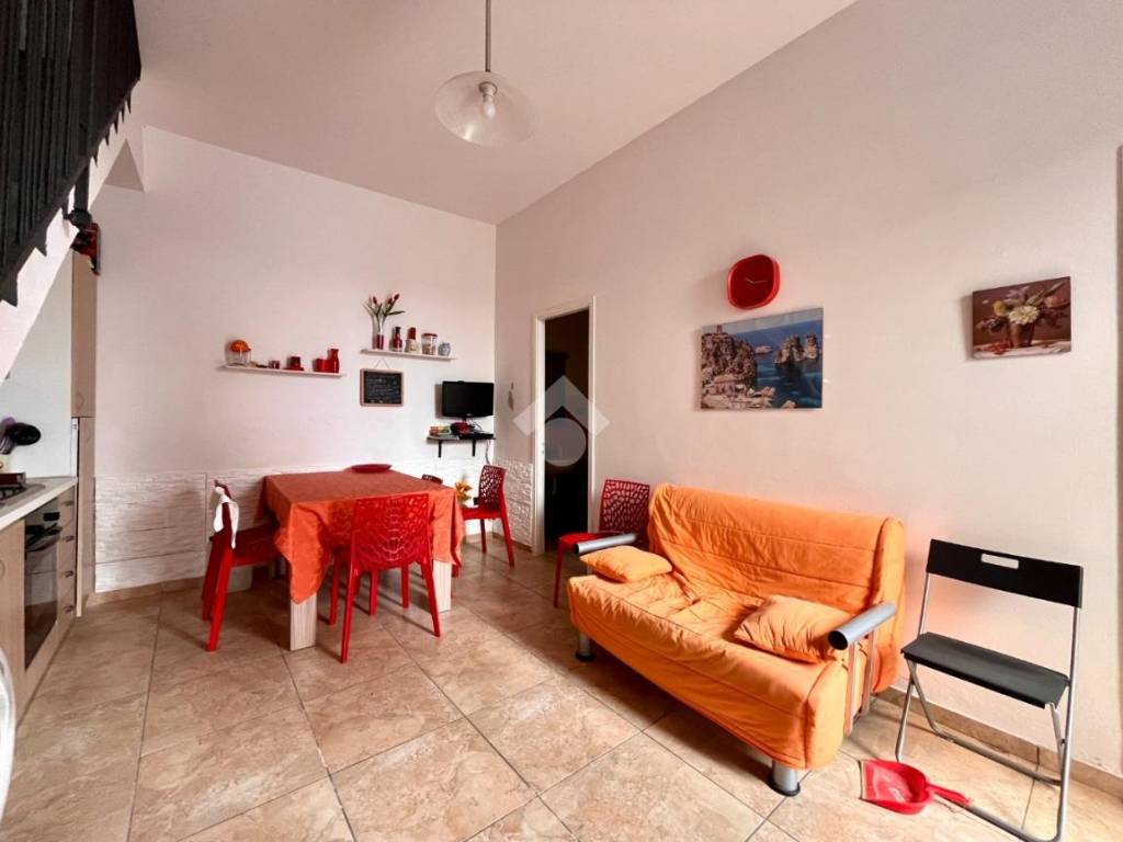 Casa indipendente a Castellammare del golfo in Via Alonzo, 101 - Foto 5