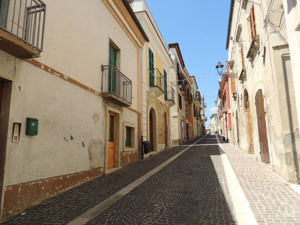 Appartamento a Alanno in Via Raffaele De Novellis - Foto 2