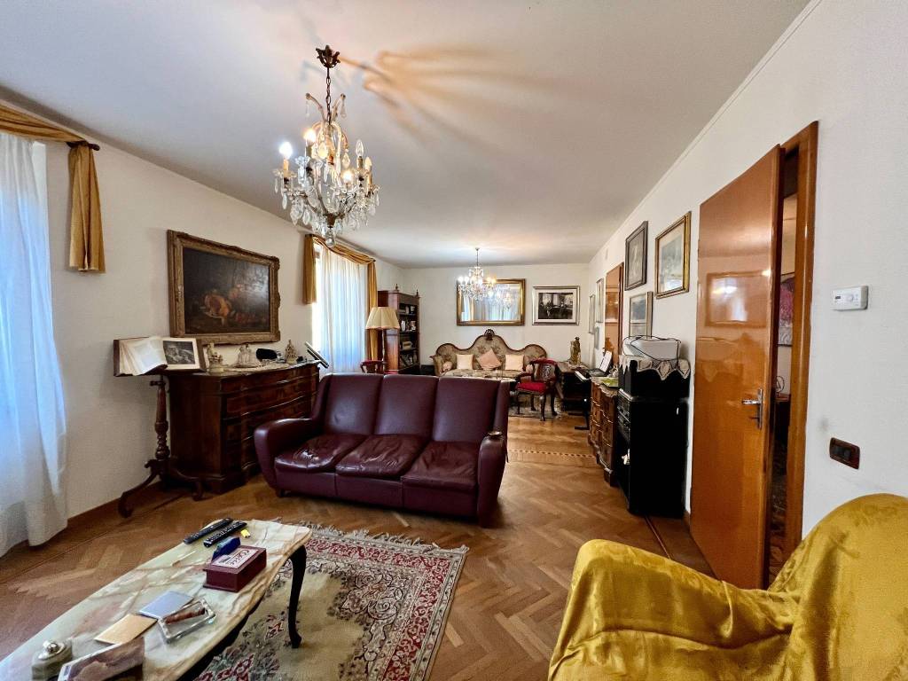 Casa indipendente a Alfonsine in Corso della Repubblica, 6 - Foto 3