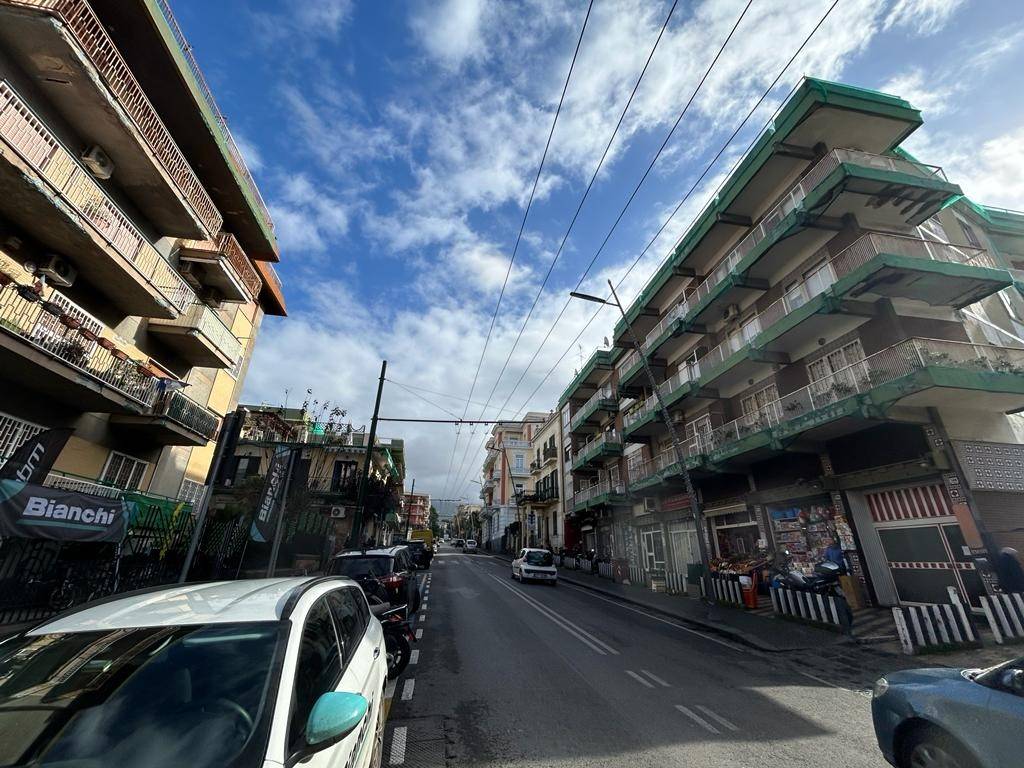 Immobile a Portici in Via Armando Diaz - Foto 4