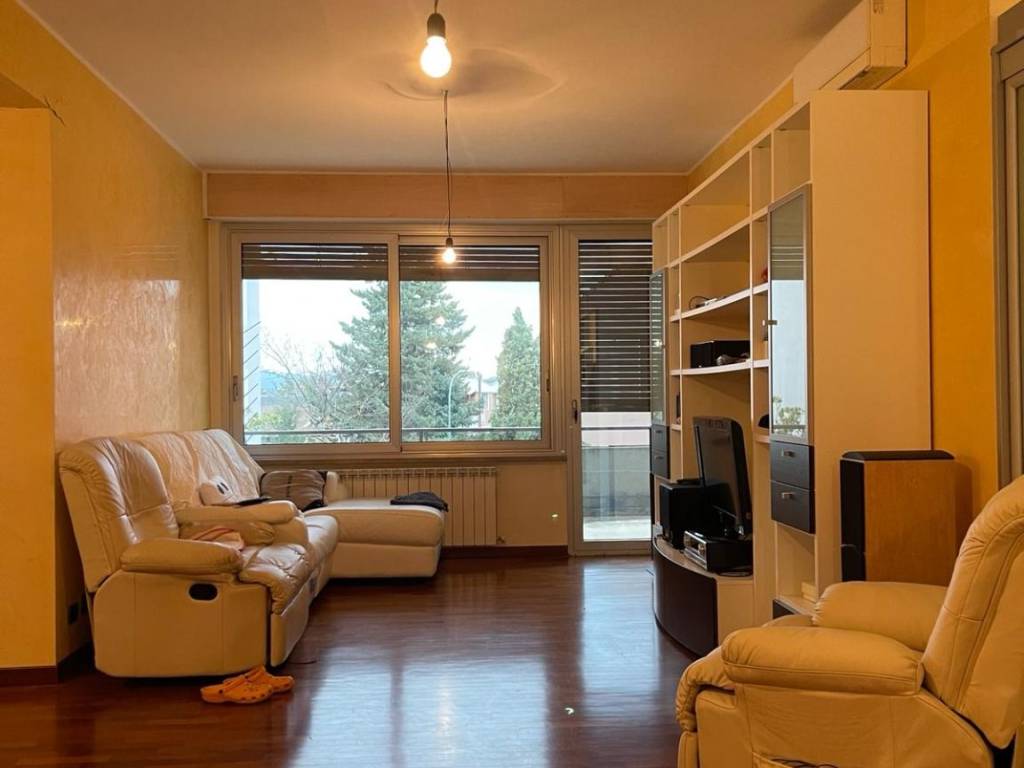 Appartamento a Folignano in Viale Assisi - Foto 2