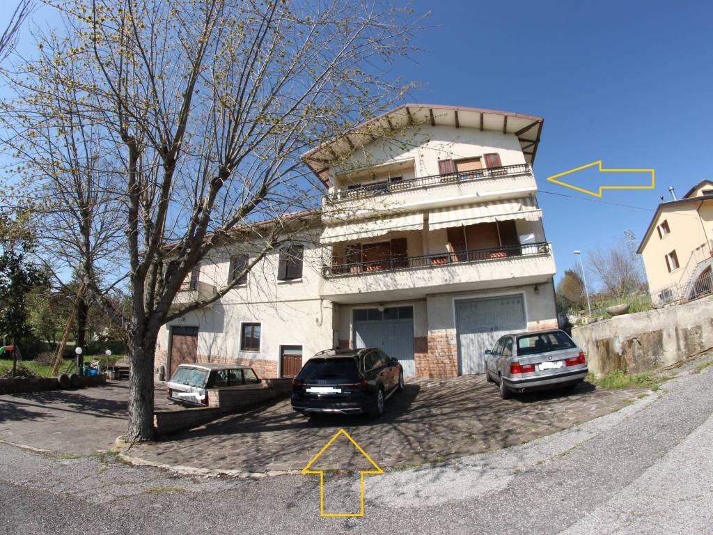 Appartamento a Fabriano in Via Martiri 22 Giugno - Foto 2