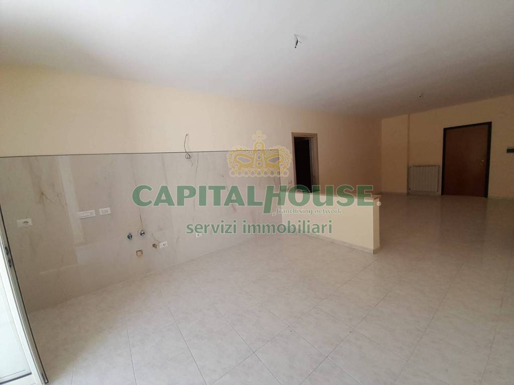 Appartamento a Caserta in Via Renato Iaselli - Foto 4