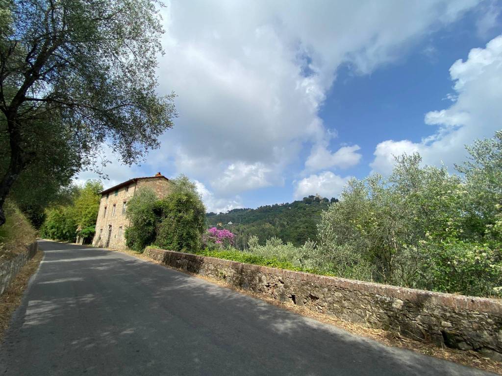 Rustico / casale a Massarosa in Via Comunale di Canipaletti, 2621 - Foto 2