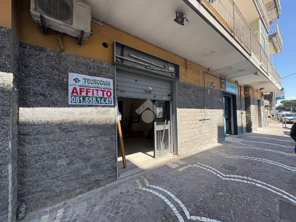 Box / garage a Arzano in TRAVERSA III DI VIA SETTE RE, 62 - Foto 1
