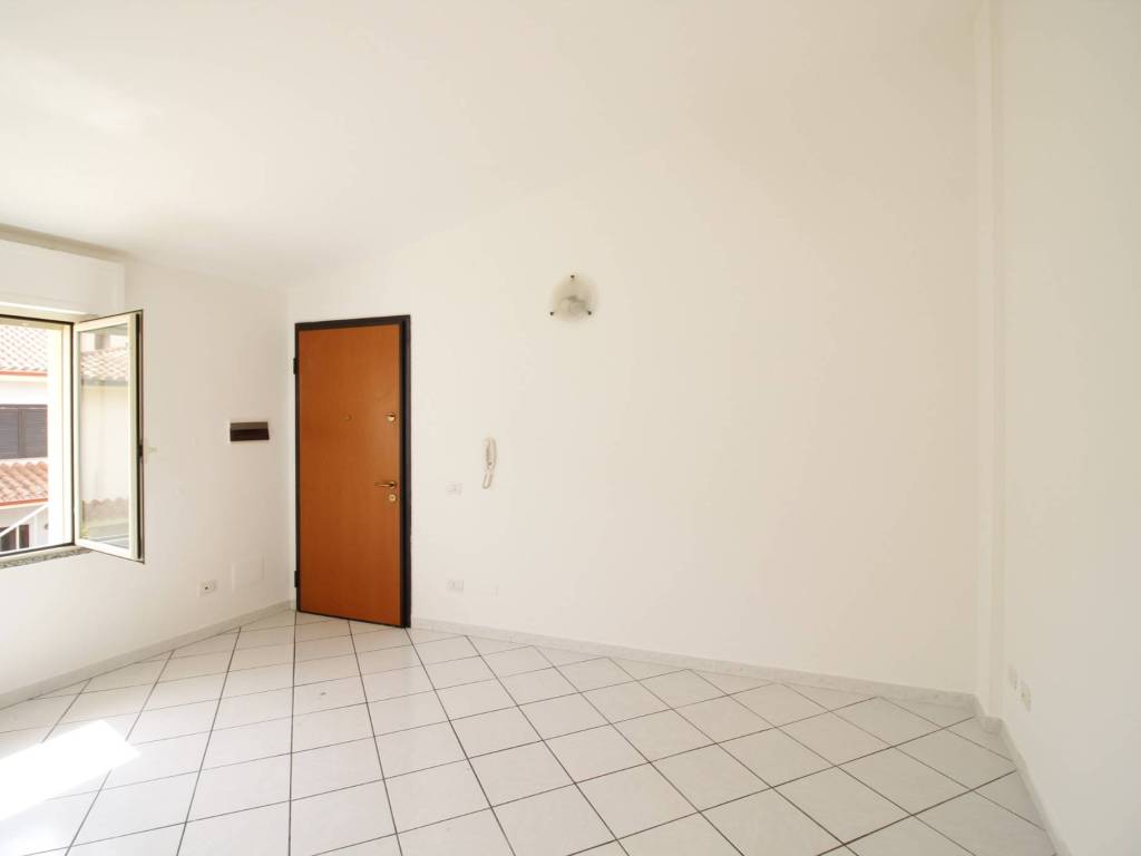 Appartamento a Assemini in Via Giuseppe Parini, 20 - Foto 2