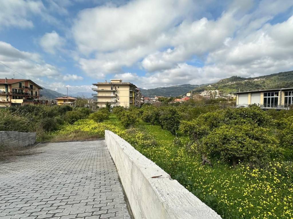 Terreno a Gaggi in Via Umberto I - Foto 3