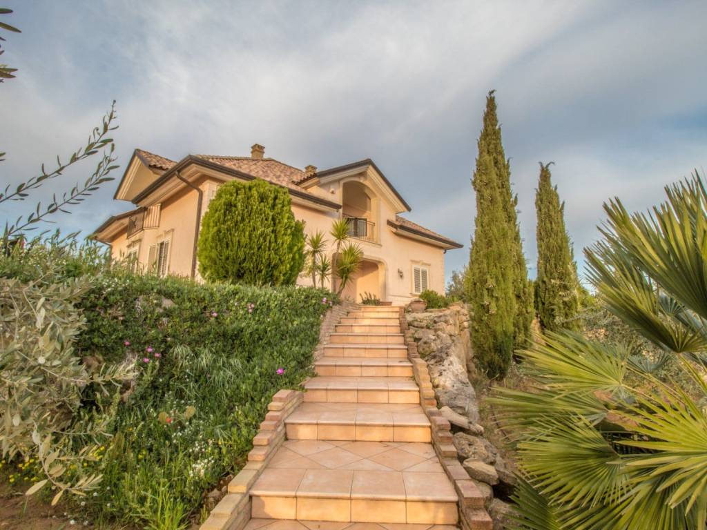 Villa a Enna in SS117bis - Foto 3