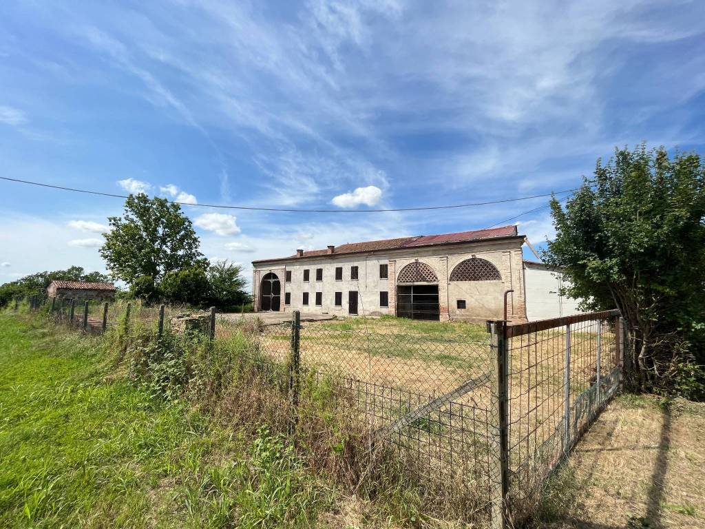 Rustico / casale a Salizzole in Via Alessandro Volta - Foto 2