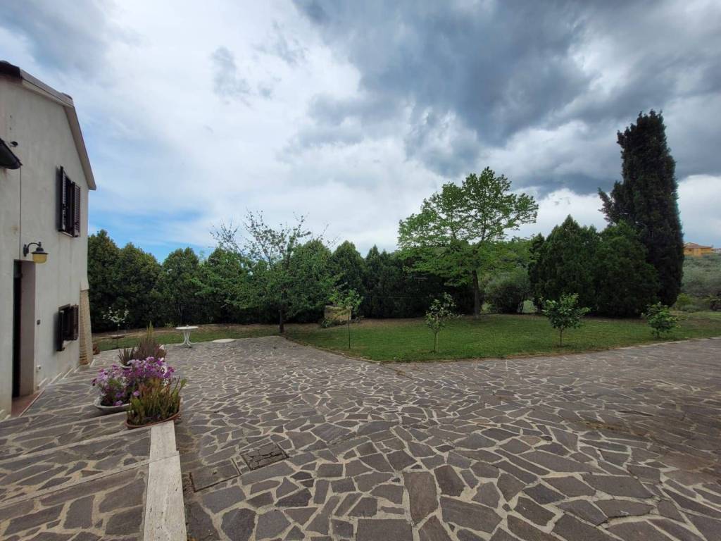 Casa indipendente a Collecorvino in Strada degli Ulivi - Foto 4