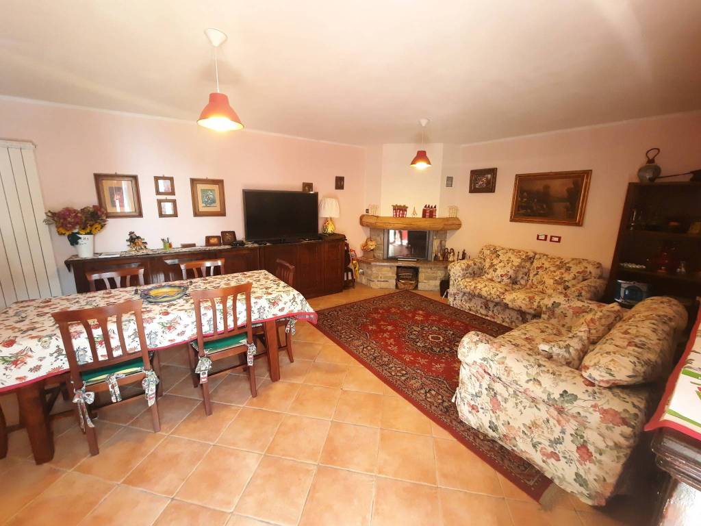 Rustico / casale a Carenno in VIa Forcella Bassa - Foto 5