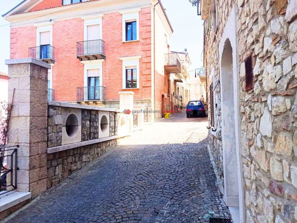 Appartamento a Orsara di puglia in Via Nazario Sauro, 5 - Foto 2