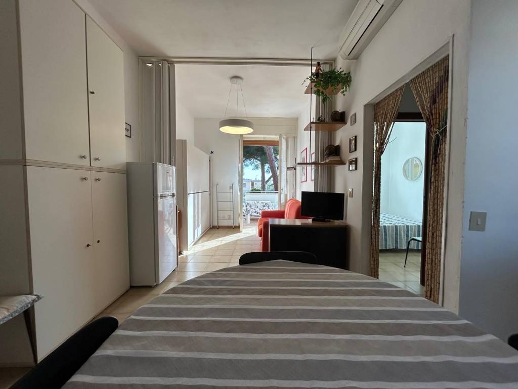 Appartamento a Follonica in Via Isola di Pantelleria, 5 - Foto 3
