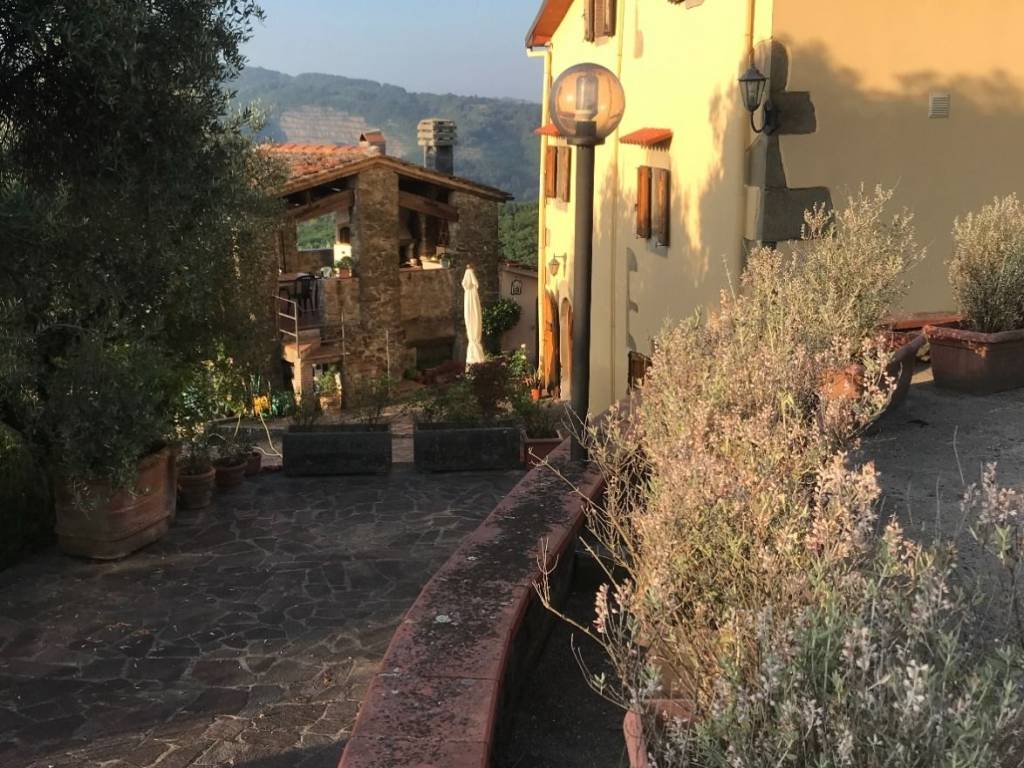 Rustico / casale a Serravalle pistoiese in Via Serrina Bassa, 6 - Foto 3