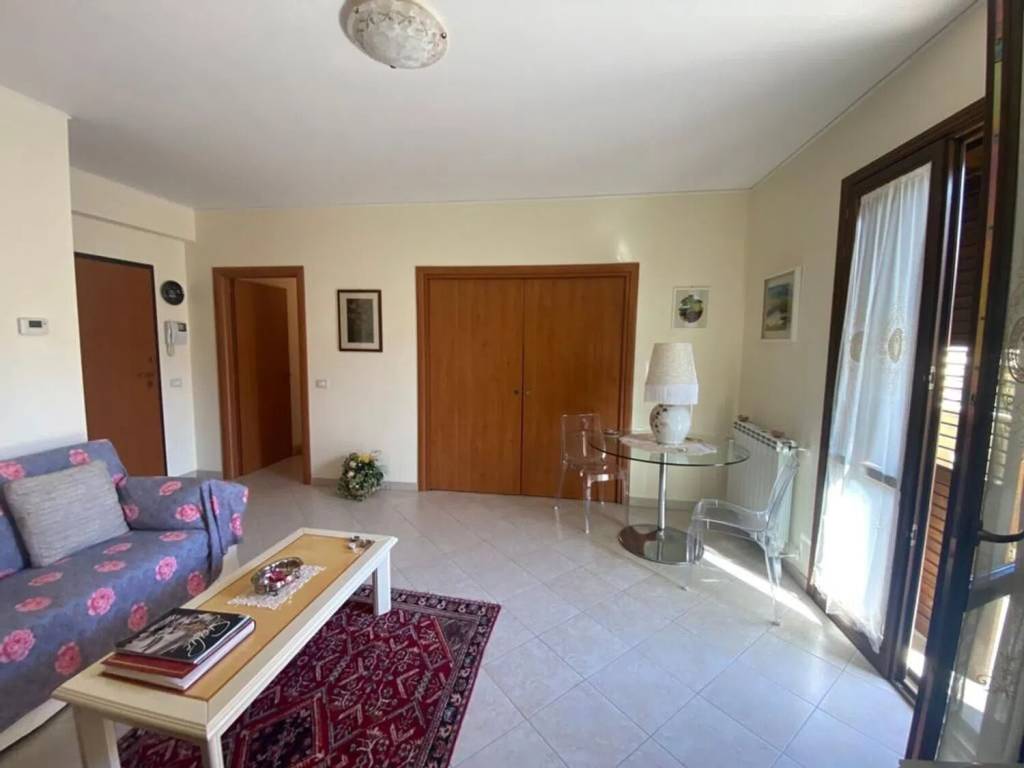 Appartamento a Noto in Via Don Lorenzo Milani, 9 - Foto 4